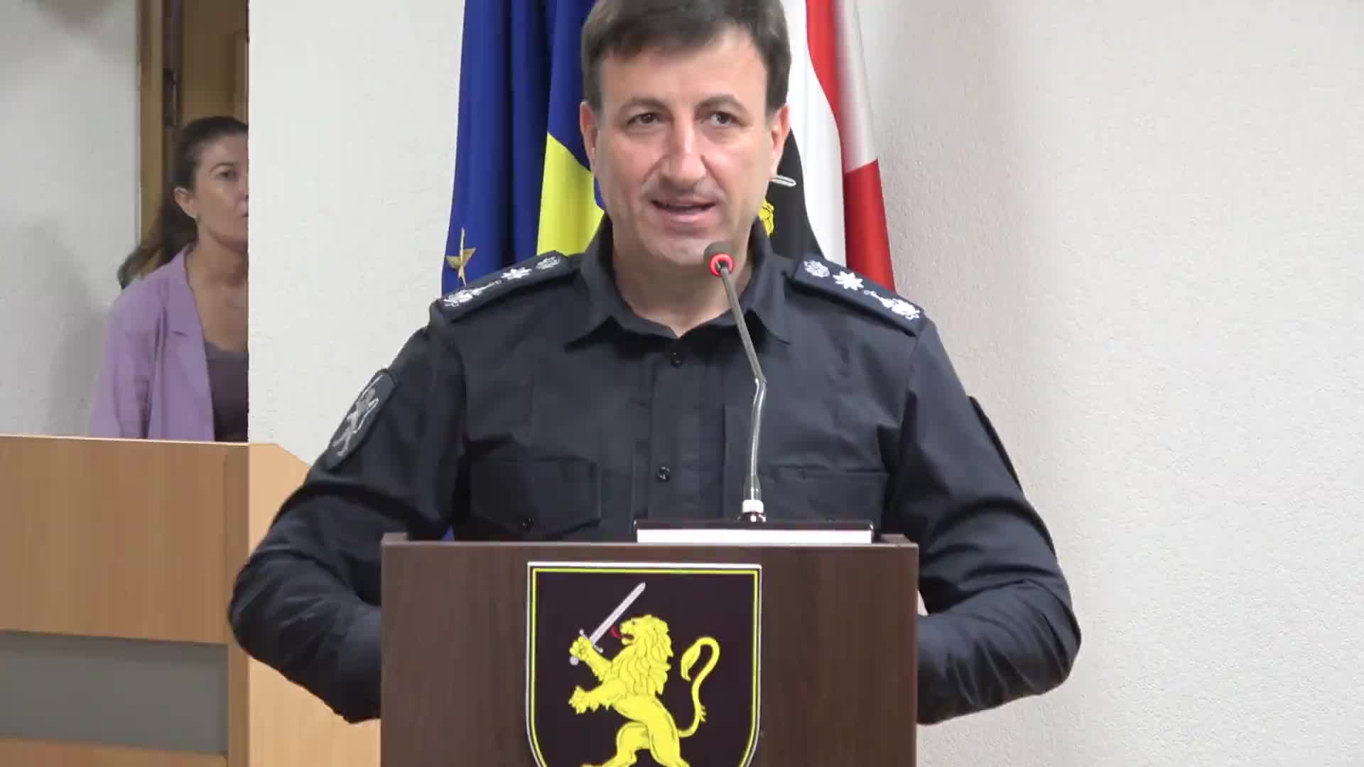 Briefing de presă susținut de șeful Inspectoratului General al Poliției, Viorel Cernăuțeanu, cu privire la măsurile întreprinse de polițiști, în perioada 31 mai-2 iunie, în contextul desfășurării Summitului Comunității Politice Europene
