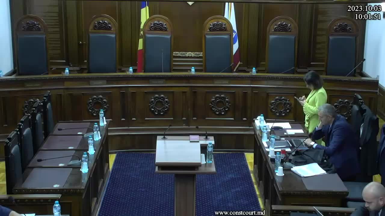 Ședința Curții Constituționale de examinare a sesizării nr. 211a/2023, în care se contestă unele prevederi care interzic unor persoane asociate partidelor politice declarate neconstituționale să candideze la alegeri