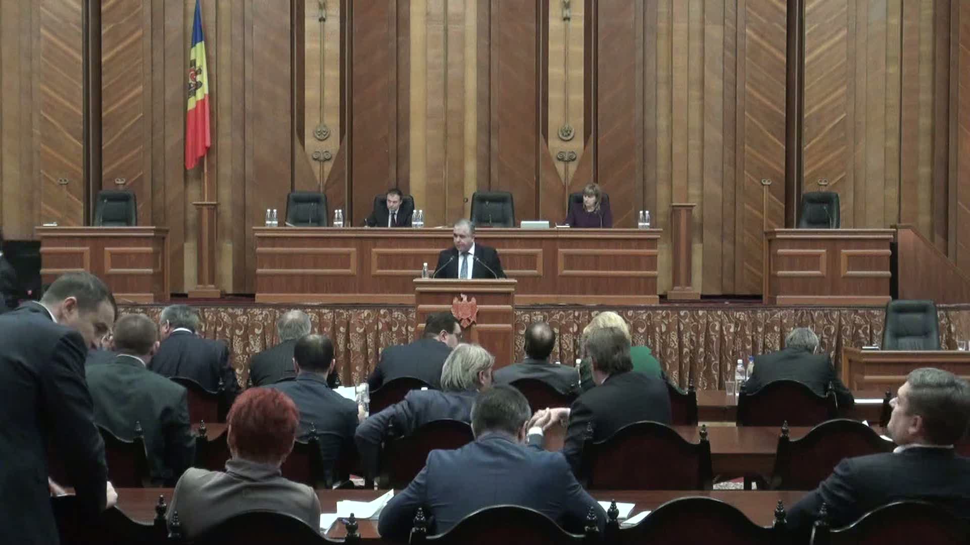 Ședința Parlamentului Republicii Moldova din 17 decembrie 2013