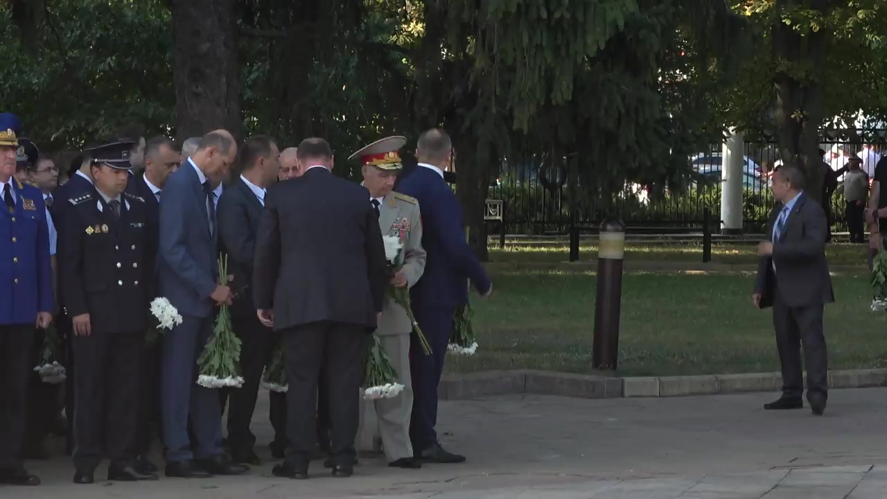 Depunere de flori la monumentul „Maica îndurerată” cu prilejul Zilei Independenței Republicii Moldova