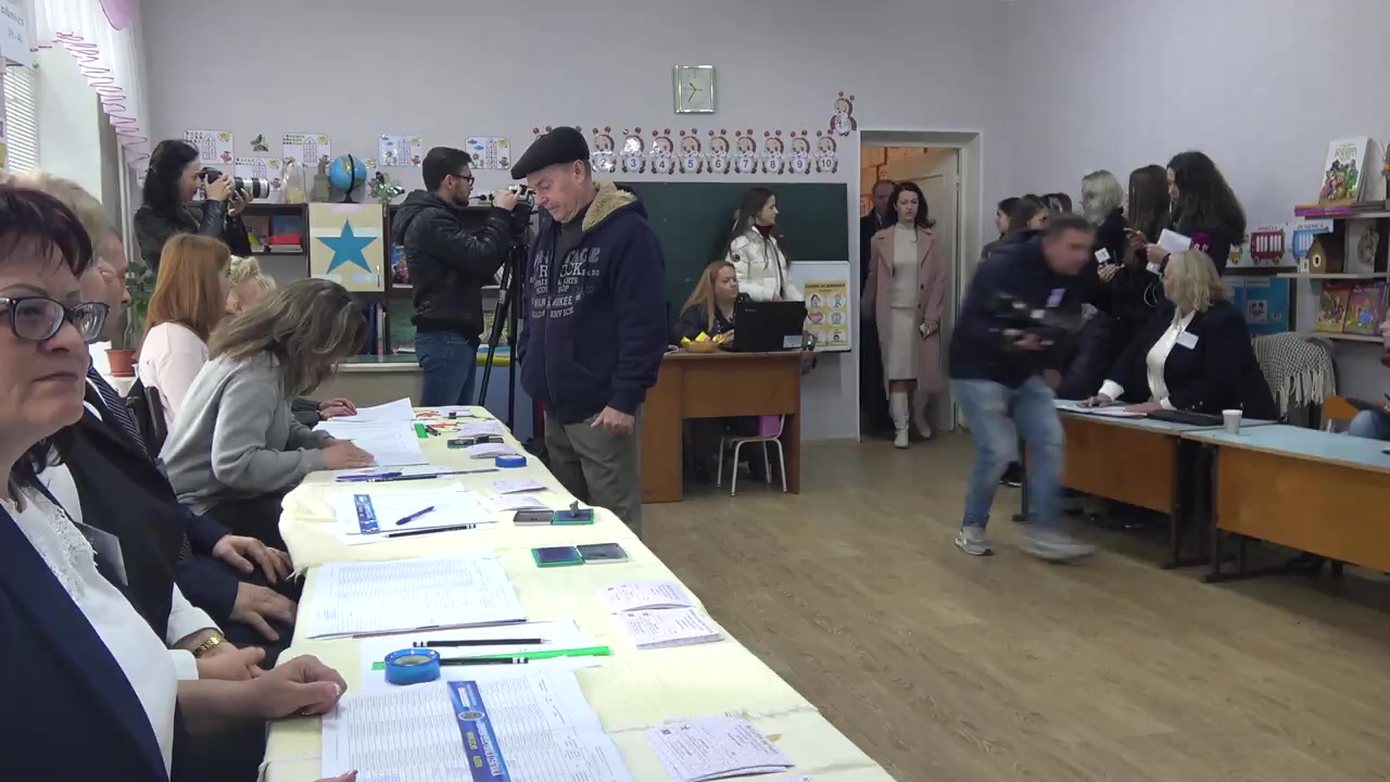 Alegeri 2019: Exprimarea votului de către candidatul Partidului Socialiștilor din Republica Moldova la funcția de primar al municipiului Chișinău, Ion Ceban