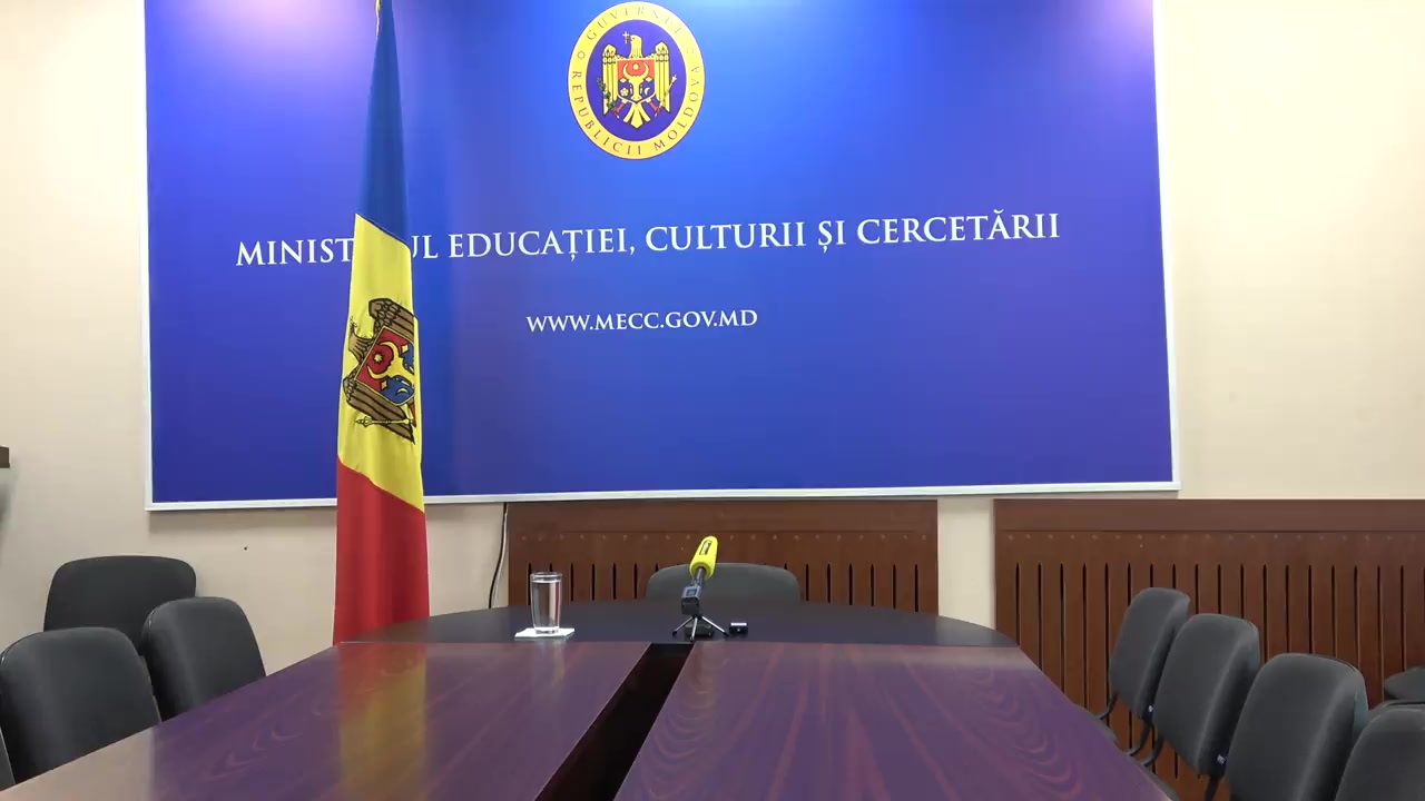 Briefing de presă susținut de ministrul Educației, Culturii și Cercetării, Igor Șarov, privind desfășurarea procesului educațional la distanță, când prezența fizică a elevilor în sălile de clasă este restricționată, în scopul prevenirii răspândirii epidem