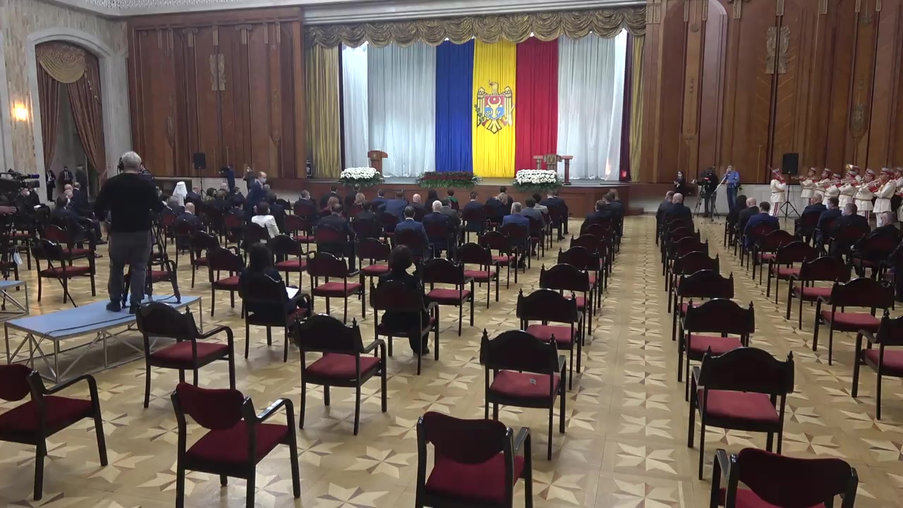Ședința solemnă comună a Parlamentului Republicii Moldova și Curții Constituționale dedicată ceremoniei de învestitură a Președintelui ales al Republicii Moldova, Maia Sandu