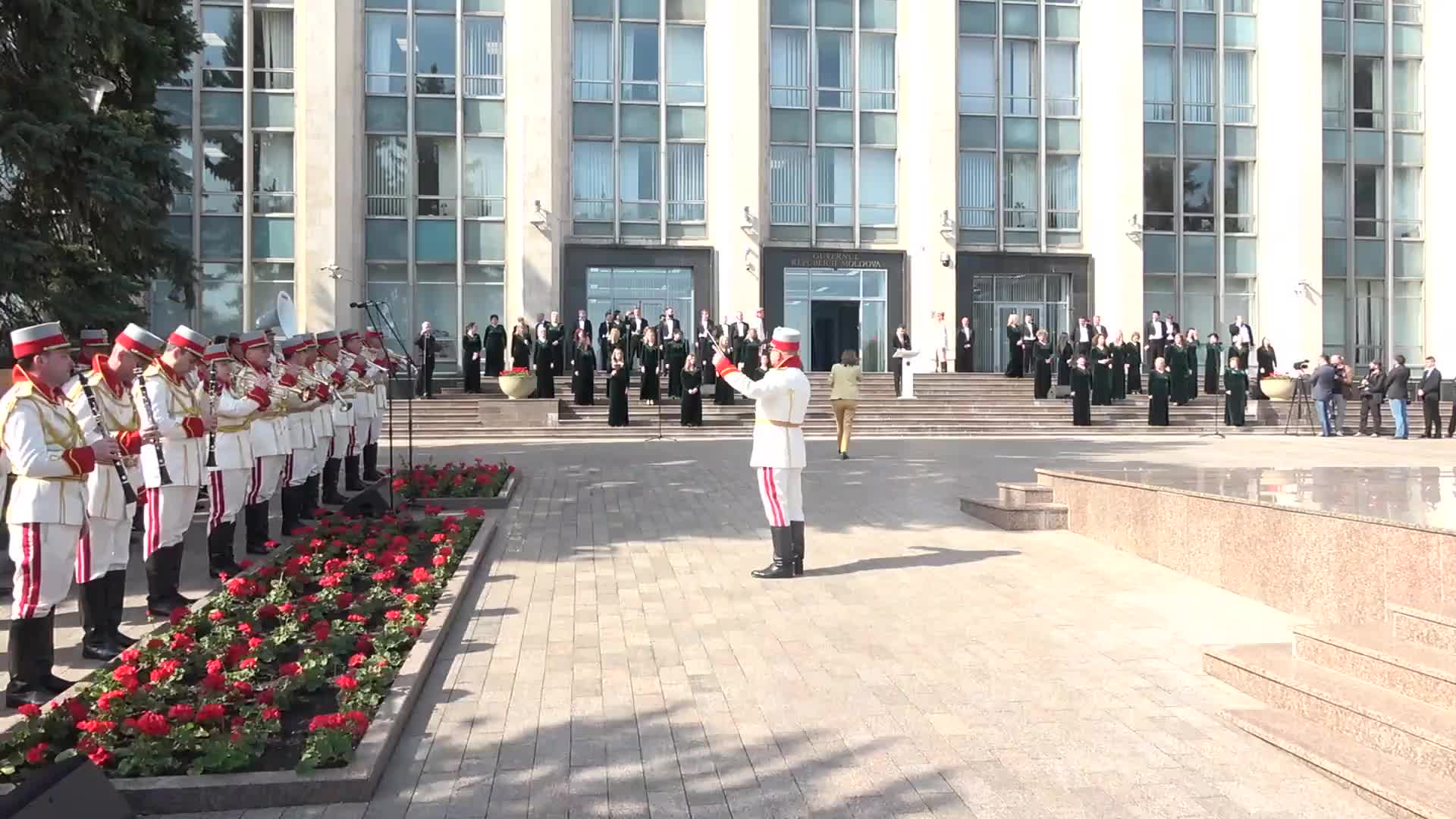 Ceremonia dedicată Zilei Drapelului de Stat