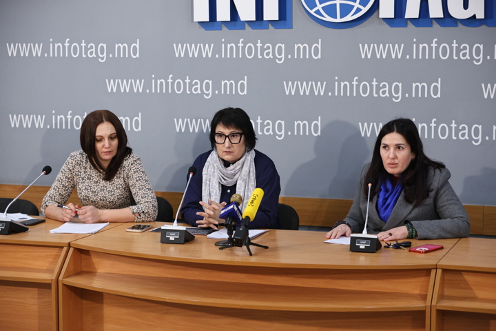 Conferință de presă cu tema „Frauda financiară Double Case și Pelleron”