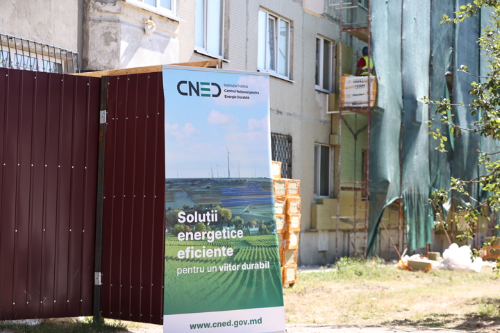 Lansarea oficială a lucrărilor de reabilitare energetică a blocului locativ multietajat din orașul Ialoveni, situat pe str. Alexandru cel Bun 5/2