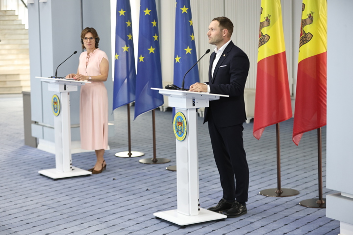 Conferință de presă susținută de ministrul Mediului al Republicii Moldova, Gheorghe Hajder, și Comisara Europeană pentru Mediu, Reziliența Apei și Economie Circulară Competitivă, Jessika Roswall