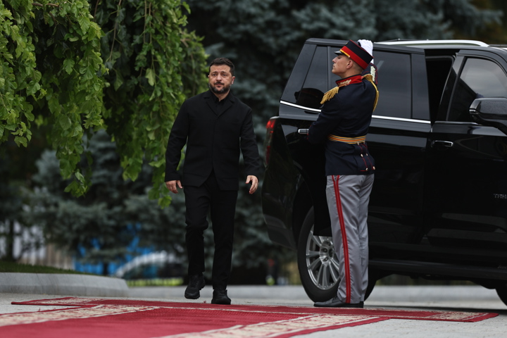 Ceremonia de întâmpinare a Președintelui Ucrainei, Volodymyr Zelenskyy, de către Președinta Republicii Moldova, Maia Sandu