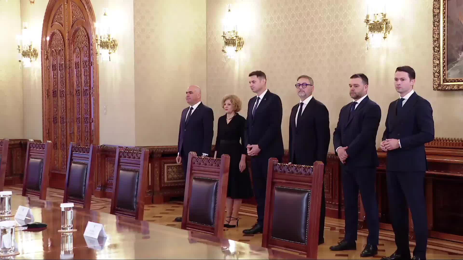 Consultări la Palatul Cotroceni cu partidele și formațiunile politice parlamentare - Partidul Național Liberal (PNL), în vederea desemnării candidatului la funcția de prim-ministru al României