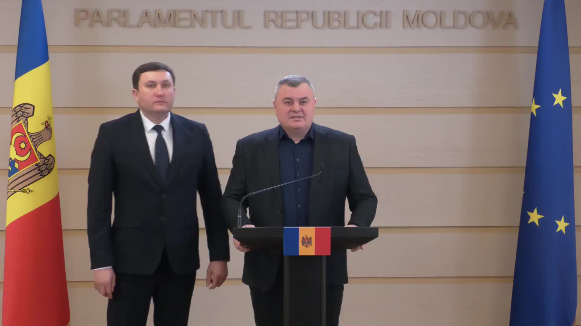 Briefing de presă al deputaților Grigore Novac și Vladimir Odnostalco, membri ai Fracțiunii parlamentare „Partidul Socialiștilor din Republica Moldova”