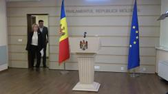 Briefing de presă susținut de către deputații din Fracțiunea Blocului Comuniștilor și Socialiștilor în timpul ședinței Parlamentului Republicii Moldova din 14 iulie 2022