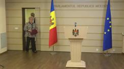 Briefing de presă susținut de către deputații Partidului „ȘOR”, Reghina Apostolova și Petru Jardan