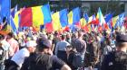 Protest în Piața Victoriei din București