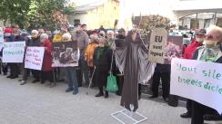 Flashmob organizat de Partidul ȘOR în fața Delegației UE de la Chișinău