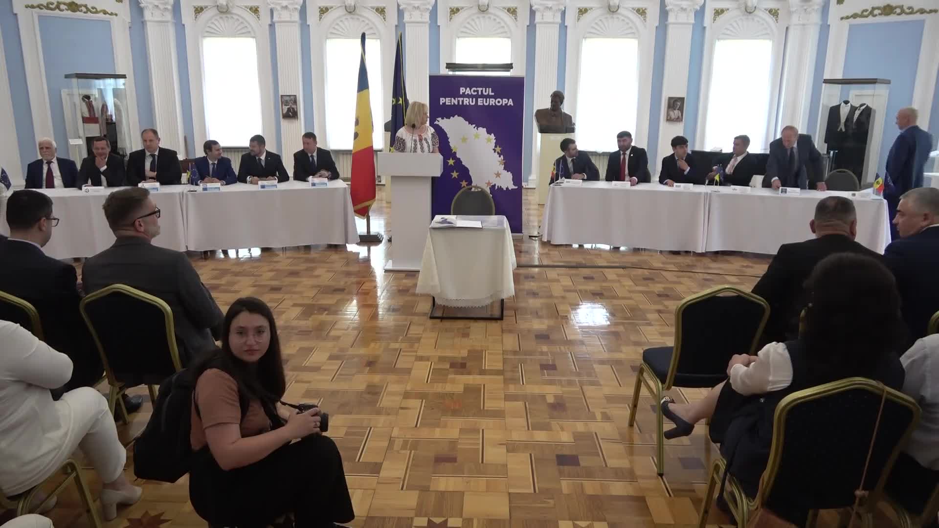 Evenimentul solemn de semnare a Pactului pentru Europa, acord cu privire la Integrarea Europeană a Republicii Moldova