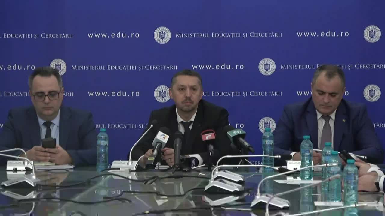 Conferință de presă susținută de ministrul Educației și Cercetării al României, Daniel David