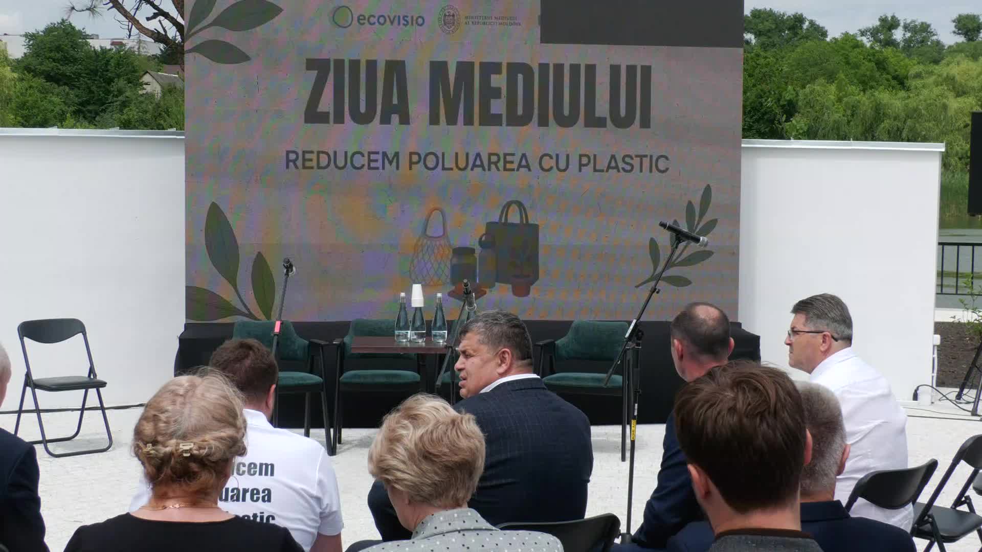 Panelul de discuții cu tema „Deșeuri Solide în Republica Moldova”, organizat de Ministerul Mediului