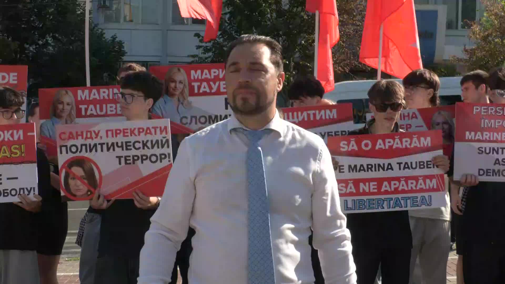Acțiune de protest în fața Judecătoriei Buiucani în sprijinul Marinei Tauber