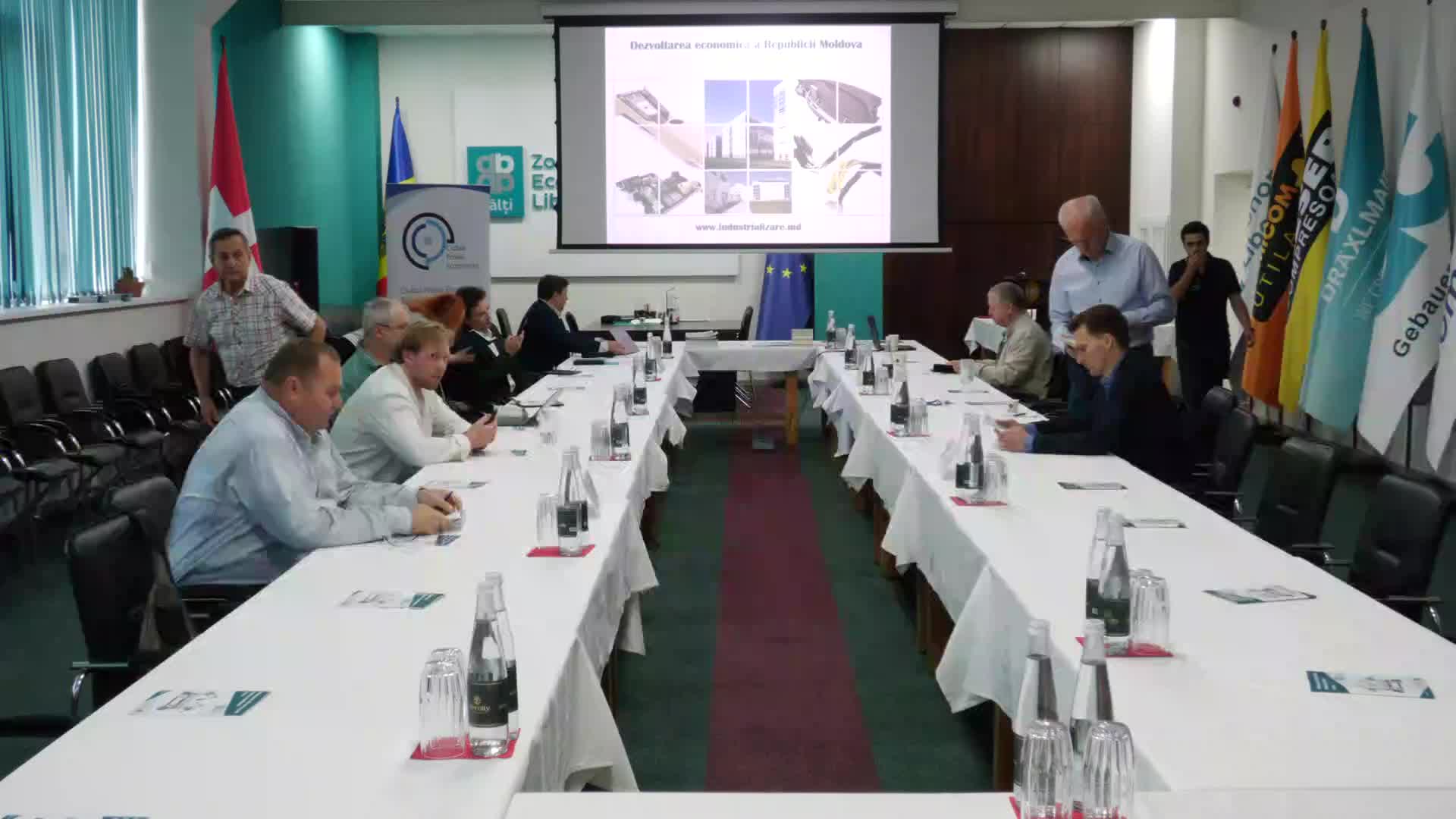 Conferința de presă organizată de Asociația Patronală din Industria Prelucrătoare cu tema „Perspectivele dezvoltării economice în contextul concurenței și evoluțiilor regionale”