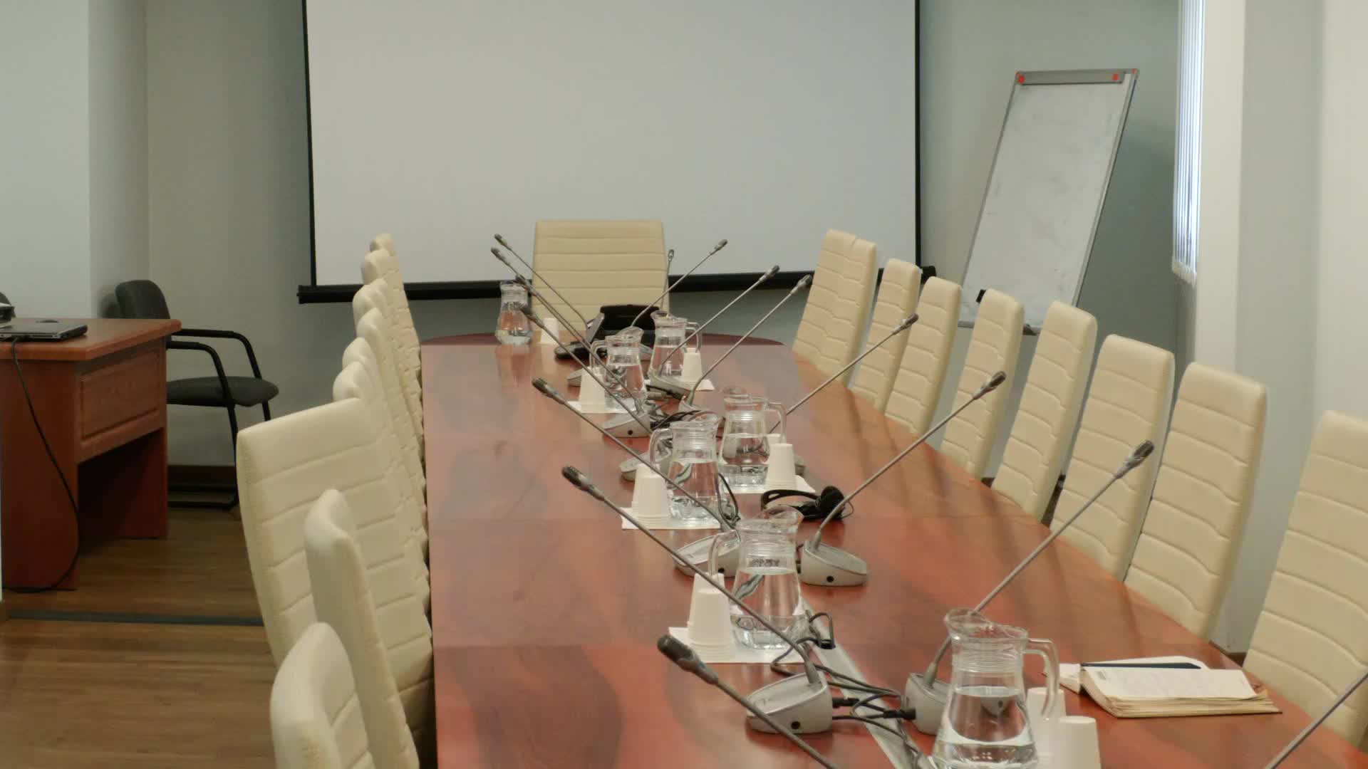 Ședința Comisiei pentru agricultură și industrie alimentară cu reprezentanții Asociației „Forța Fermierilor”