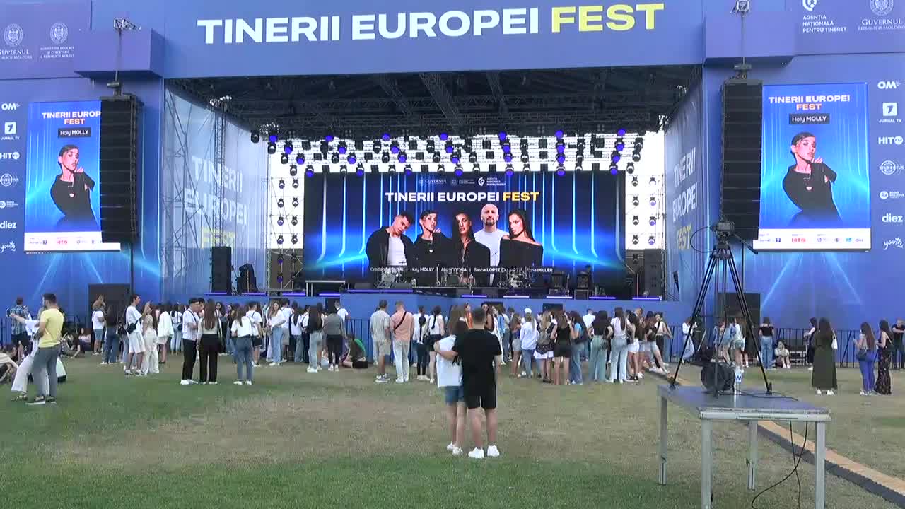 Ceremonia de deschidere și programul artistic  „Tinerii Europei Fest”