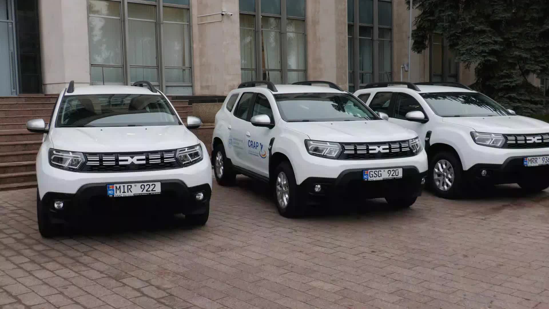 Evenimentul de transmitere a unui lot de automobile către Structurile Teritoriale de Asistență Psihopedagogică