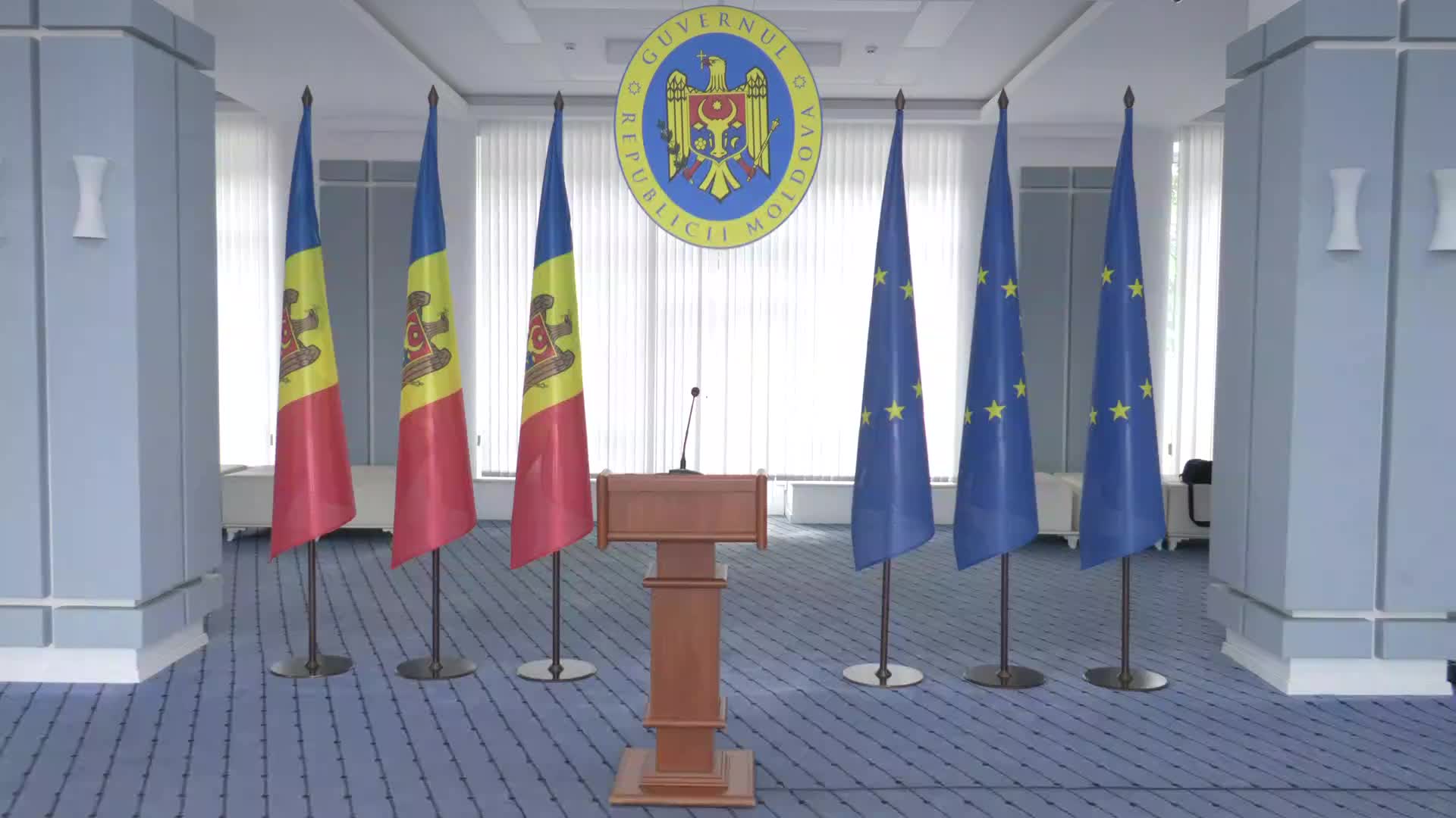 Conferință de presă organizată de Ministerul Educației și Cercetării a Republicii Moldova, în parteneriat cu Centrul Republican de Asistență Psihopedagogică, privind transmiterea a șase autoturisme pentru Structurile Teritoriale de Asistență Psihopedagogică