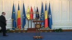 Conferință de presă susținută de prim-ministrul, Victor Ponta, și ministrul Apărării Naționale, Mircea Dușa