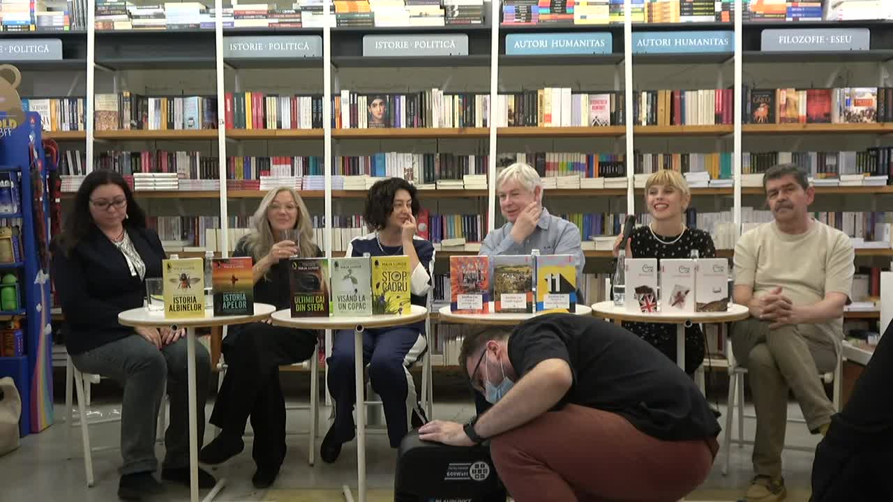 Maja Lunde, Jonathan Coe și traducătorii lor la București, în dialog cu Alina Purcaru