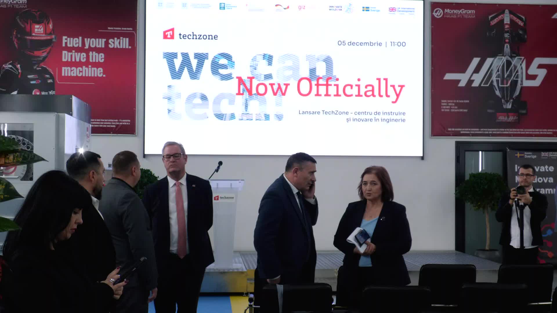 Evenimentul de deschidere a centrului de instruire TechZone