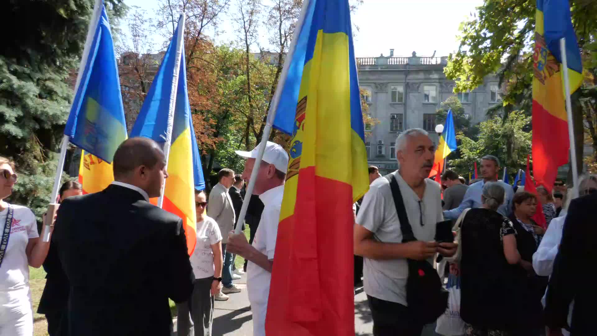 Acțiune în susținerea păcii organizată de reprezentanții Blocului Electoral Patriotic al Socialiștilor, Comuniștilor, Inima și Viitorul Moldovei