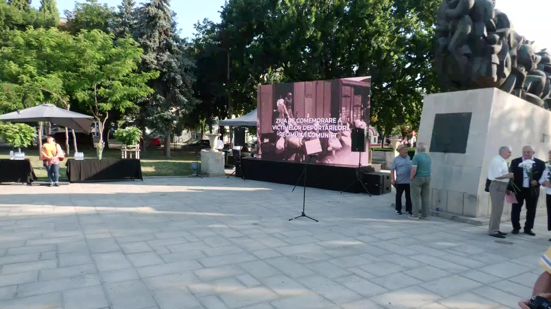 Miting-requiem dedicat Zilei de comemorare a victimelor deportărilor regimului comunist
