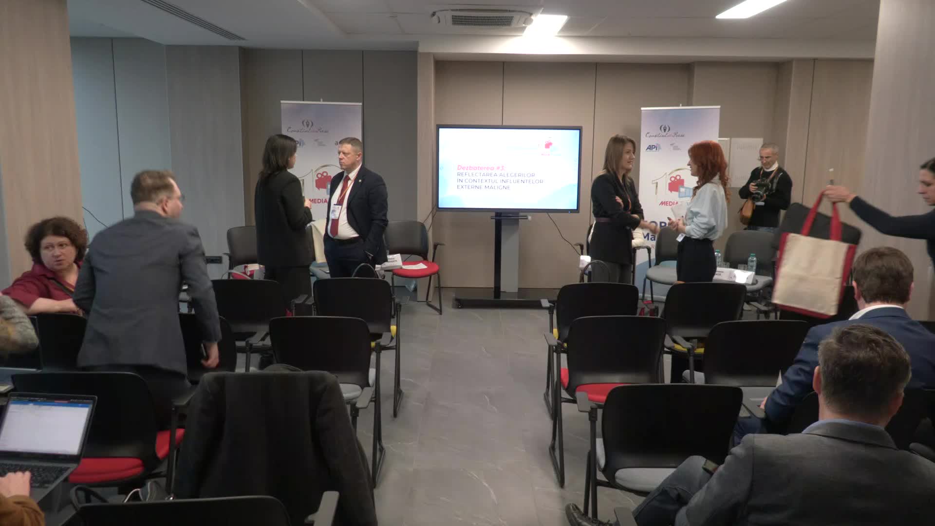 Forumul Mass-Media 2025. Dezbaterea: Reflectarea alegerilor în contextul influențelor externe maligne