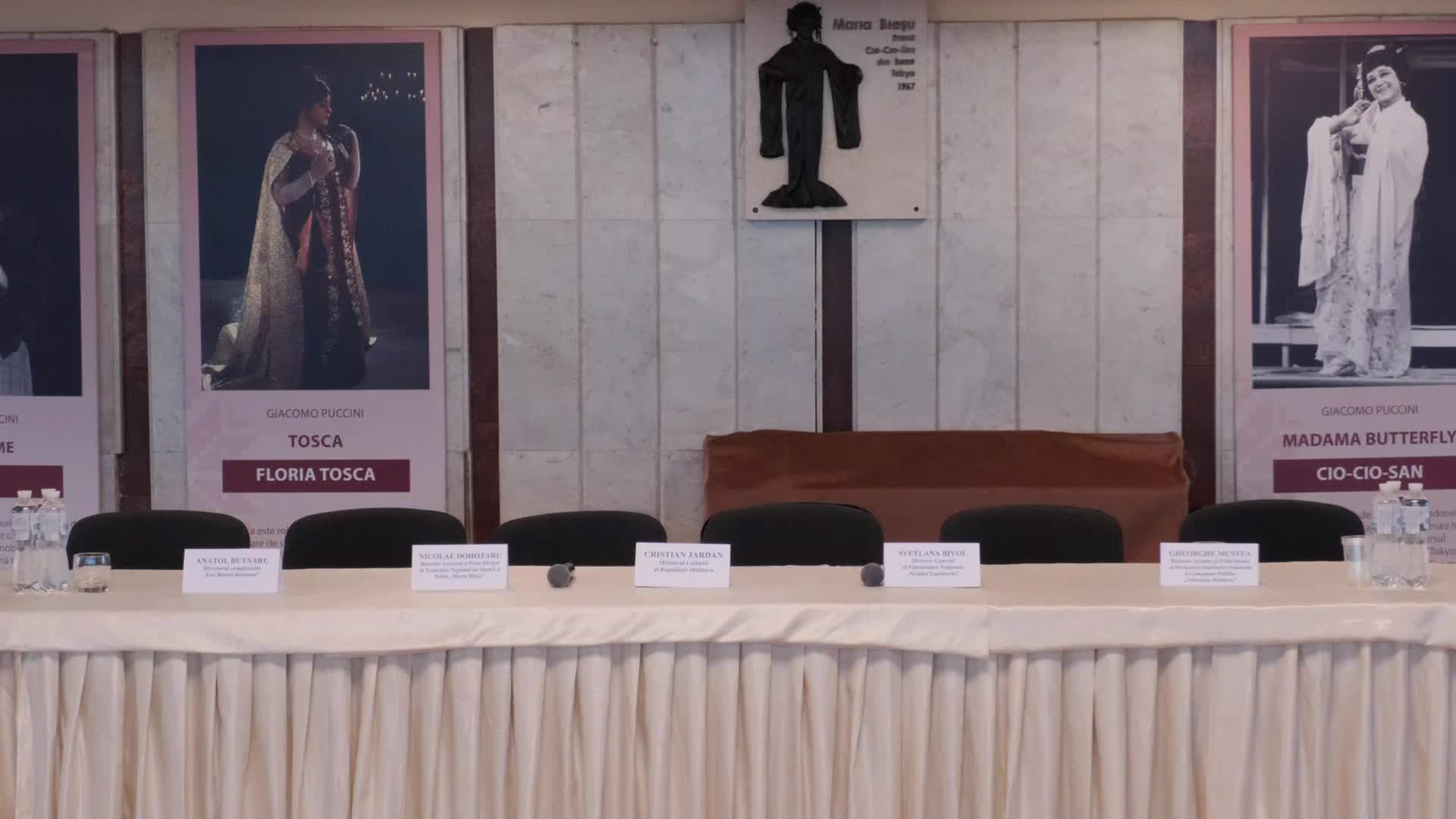 Conferință de presă dedicată lansării oficiale a Festivalul de Muzică Clasică în aer liber „DescOperă”