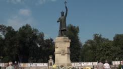 Depunere de flori la monumentul lui Ștefan cel Mare și Sfânt de Ziua Independenței Republicii Moldova