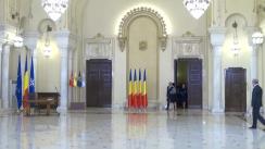 Ceremonia de depunere a jurământului de învestitură în funcție de către membrii Guvernului condus de Dacian Cioloș