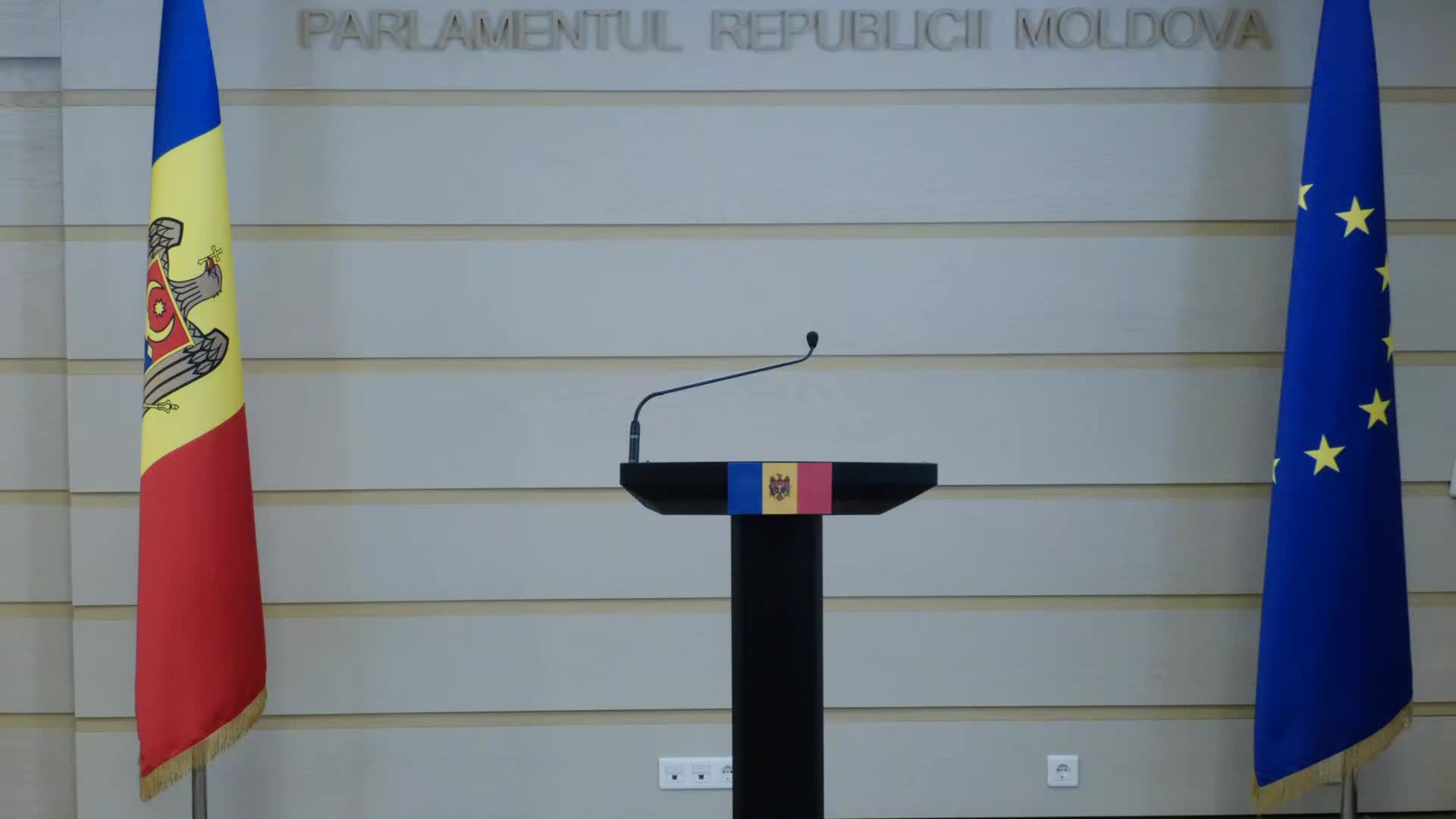 Conferință de presă susținută de către deputații Partidului Mișcarea Alternativa Națională