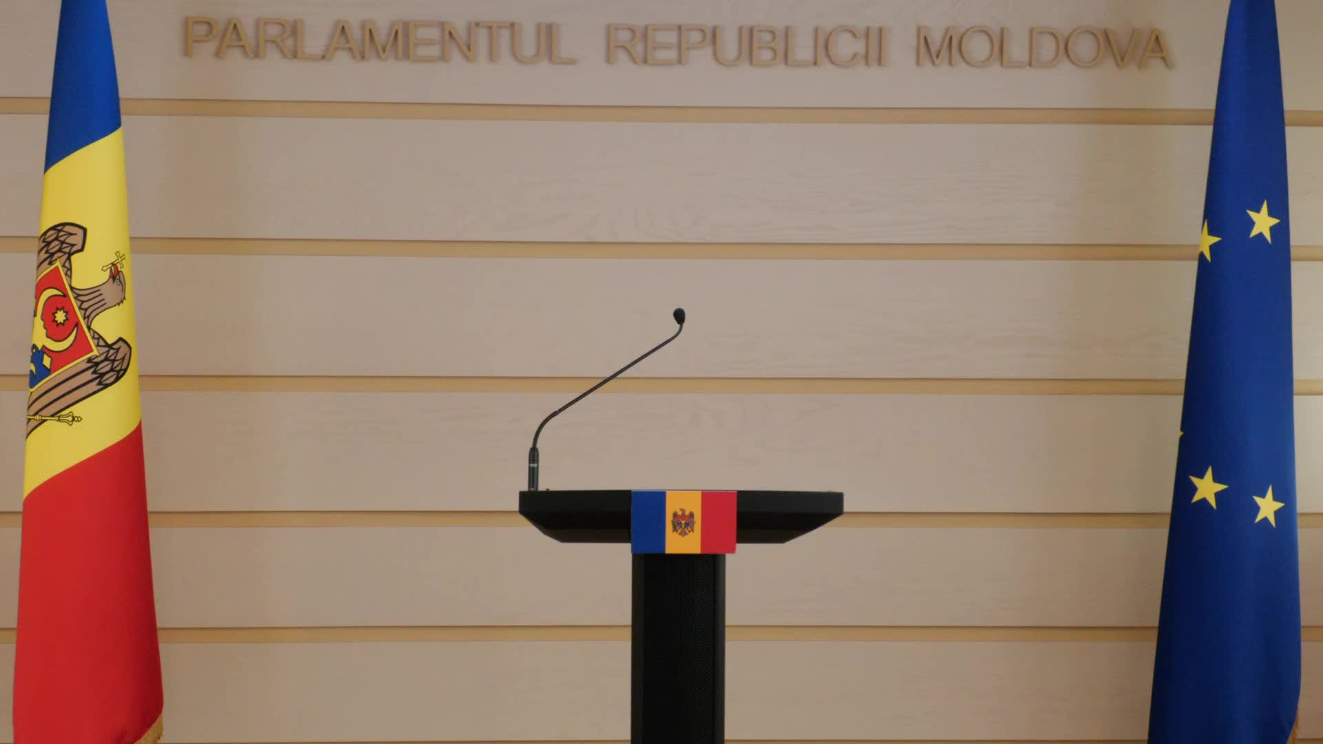 Briefing de presă susținut de către deputații din Fracțiunea parlamentară „Partidul Comuniștilor din Republica Moldova”