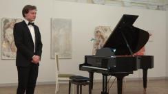 Concert pe întuneric. Recital de pian cu Marcel Lazăr. În program: Schubert, Chopin, Satie