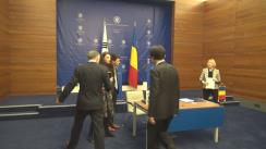 Briefing susținut de ministrul Afacerilor Externe al României, Teodor Meleșcanu, și ministrul Afacerilor Externe al Republicii Coreea, Yun Byung-se