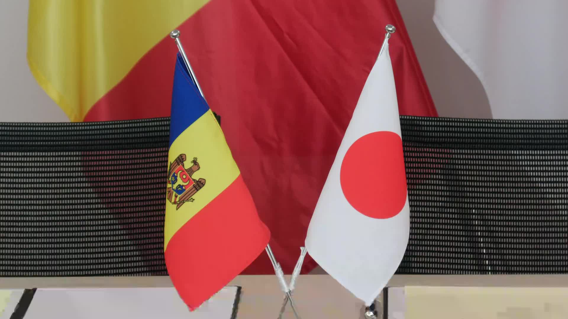 Ceremonia oficială de semnare a contractului de grant pentru renovarea Centrului Social din orașul Leova finanțat de Guvernul Japoniei în cadrul Programului de Granturi pentru Securitatea Umană „Kusanone”