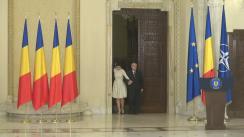 Ceremonia de decorare a domnului Mircea Ionescu-Quintus de către președintele României, Klaus Iohannis