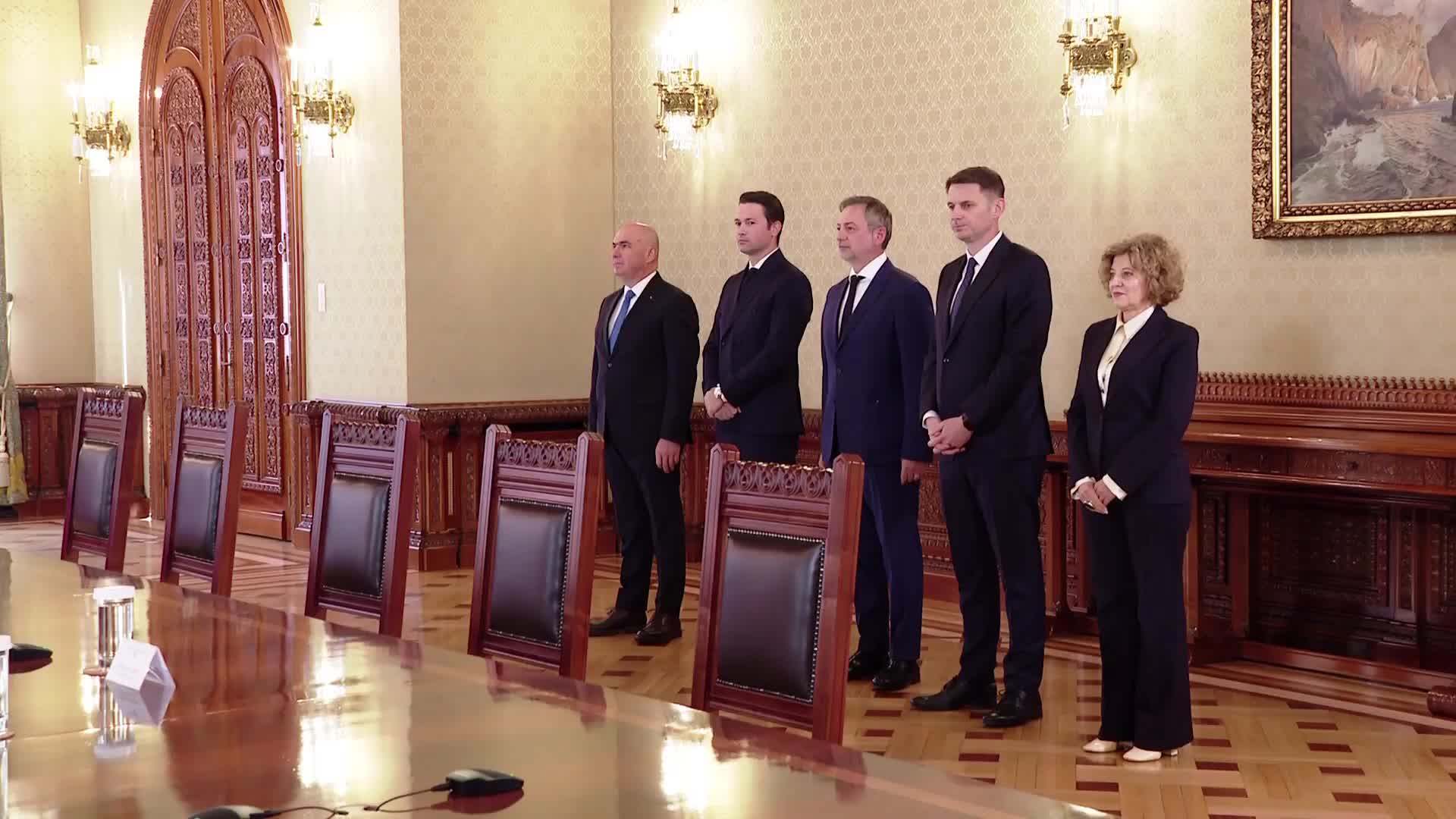 Consultări la Palatul Cotroceni cu partidele și formațiunile politice parlamentare - Partidul Național Liberal (PNL), în vederea desemnării candidatului la funcția de prim-ministru al României