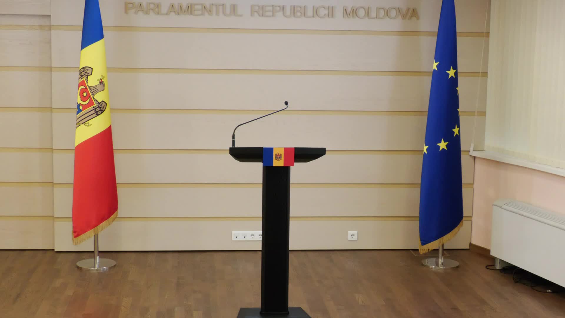 Briefing de presă susținut de vicepreședintele Parlamentului Republicii Moldova, Vlad Batrîncea