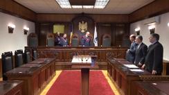 Pronunțarea Avizului CCM asupra inițiativei a 35 de deputați privind introducerea limbii române în Constituție