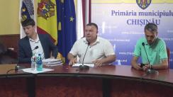 Briefing susținut de consilierii municipali ai PSRM cu tema „Situația deplorabilă a terenurilor de joacă de pe teritoriul grădinițelor din capitală”