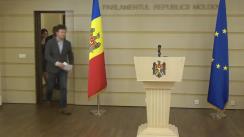 Conferință de presă susținută de deputații din Fracțiunea PAS Blocul ACUM de prezentare a inițiativei prin care propun ca autoritățile publice locale să poată majora salariile angajaților din cadrul instituțiilor publice din subordine (medici, educatori, învățători etc.)