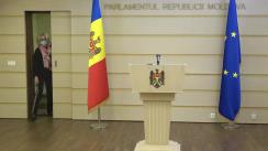 Briefing de presă susținută de către deputații din fracțiunea PSRM, Vladimir Odnostalco și Alla Darovannaia, cu tema „Asigurarea Republicii Moldova cu vaccinuri anti-COVID19”