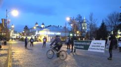 Protest în fața Primăriei Iași, pentru asfaltări în Municipiul Iași 