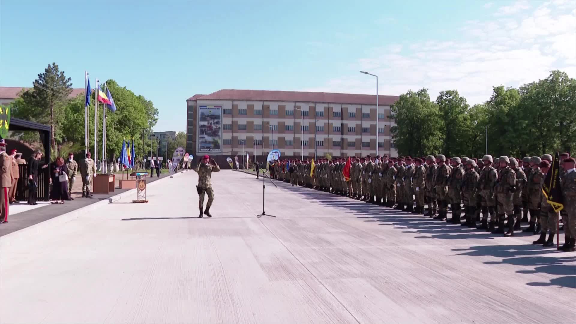 Ceremonia militară organizată cu prilejul aniversării a 30 de ani de la înființarea Batalionului 20 Infanterie „Dolj”